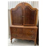 Antique Art Deco 3-Drawer Dresser