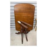 Antique Dining Table & 5 chairs/ 1 armchair