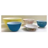 Vtg Pyrex Mixing Bowls