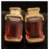 10 Kt Garnet & diamond Earrings