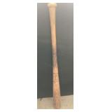 (D) Roberto Clemente Vintage Wilson  wooden bat