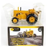 1/16 Ertl John Deere 820 Diesel Industrial Tractor