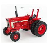 1/16 Ertl IH 1466 Tractor Toy Farmer