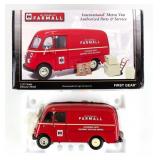 1/25 1st Gear International Harvester Metro Van