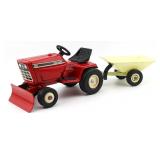 1/16 Ertl Cub Cadet 682 w/ Blade & Dump Cart