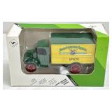 Ertl 1/38 Die-Cast John Deere 1926 Mack Bulldog