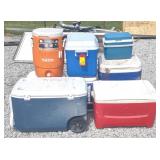 Coolers incl. Igloo & Rubbermaid, Largest 26" x