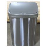 (CY) Ninestars 13 Gallon Trash Can