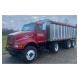 1999 International 8100 Grain Truck