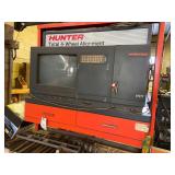 Hunter alignment machine Buyer must completely remove