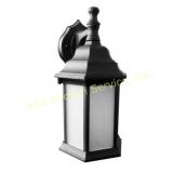 New outdoor light 6.25" x 12" blk & white