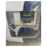 Three piece comforter set full Queen reversible