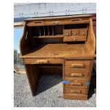 Roll top wood desk -  Eagle Ind Inc. - 45ï¿½H x