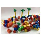 Plastic Interlocking Toy Animal Parts and Building