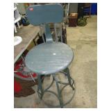 SWIVEL STOOL