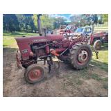 140 Farmall tractor w/ cultivator