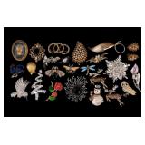 Figural & Holiday Brooches (25)