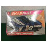 Snap fast maxwell house thunderbird amt Ertl 1/32