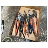 Tray of assorted pliers and diagonal cutters