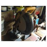 Dewalt compound miter saw, bring tools to remove