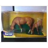 Breyer no.3165 buttons and bows gift set