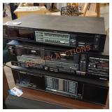 Kenwood stereo lot