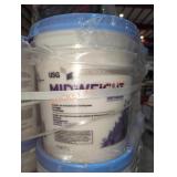 USG Midweight Joint Compound 4.5 Gal
