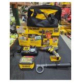 DeWalt 20V 1/2" Hammer Drill/Driver Kit