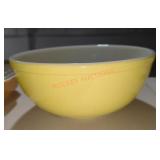 Vintage Pyrex Yellow Mixing Bowl