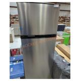 Vissani refrigerator and freezer