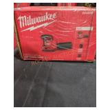 Milwaukee M18 Orbital 1/4 Sheet Sander