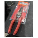 Milwaukee pliers