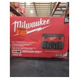 Milwaukee M18 2Gal Wet Dry Vacuum