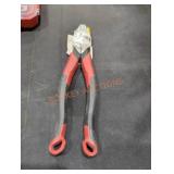 Milwaukee pliers