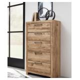 Ashley Hyanna Chest of Drawers