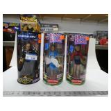 3 assorted figures Brady Bunch & Babylon5