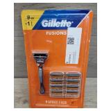 Gillette fusion 5 razor with 9 cartridges