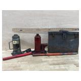 2 Car jacks, Metal Spare Parts Box