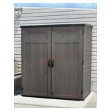 Suncast extra large vertical storage shed