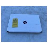 HP LAPTOP - INTEL PENTIUM / 15