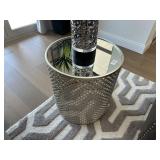 ACCENT TABLE