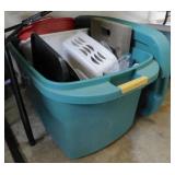 Sterilite 30 gallon storage tote w/ lid -