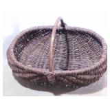 Vintage buttocks basket, 18" x 12" x 15"