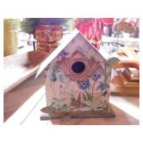 Cute wooden bird house w/ metal roof, 7.5" tall -