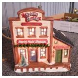 1995 lighted ceramic Christmas village shop -