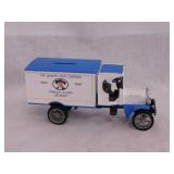 Ertl Kenworth Quaker Oats delivery truck, 7.5" -