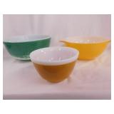 Vintage Pyrex: Marigold 442 Cinderella bowl w/