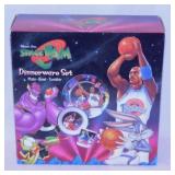 New 1996 Space Jam Michael Jordan dinnerware set