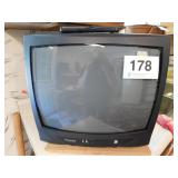 Sylvania 20" TV w/ remote