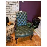 GREEN LEATHER CHAIR